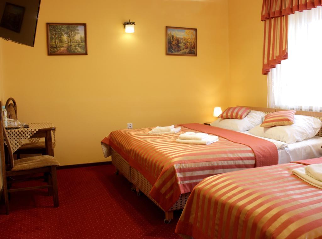 Hotel Dukat เบียวา พอดลาสกา ห้อง รูปภาพ