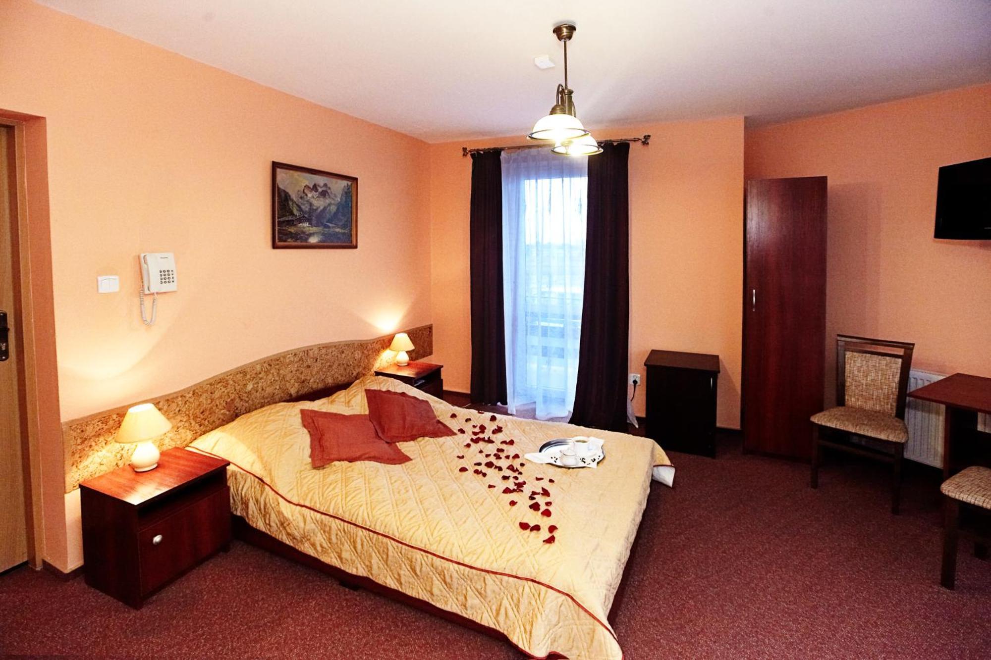 Hotel Dukat เบียวา พอดลาสกา ภายนอก รูปภาพ